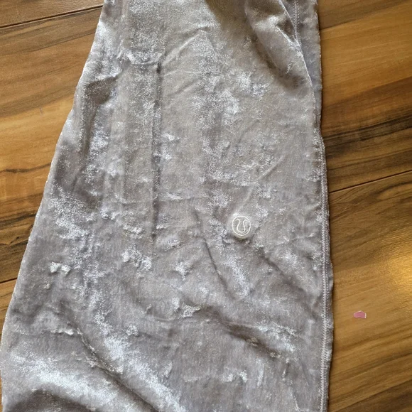 Lululemon Athletica Light White Velvet Joggers - Picture 2 of 5